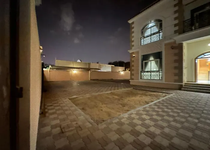 Royal Villa Al Rashidia Dubai
